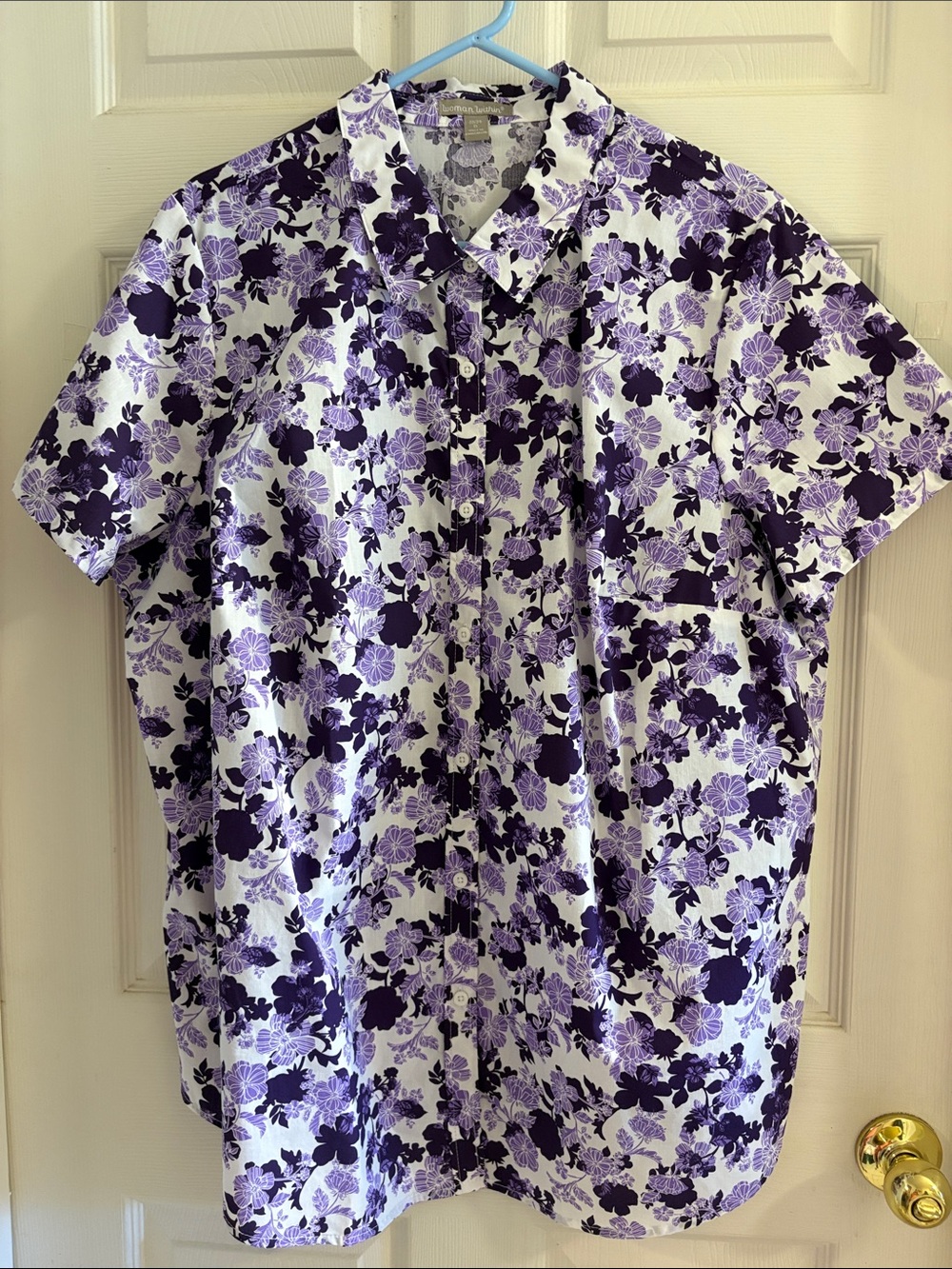 Women’s Purple Floral Short-Sleeve Button-Up Shirt